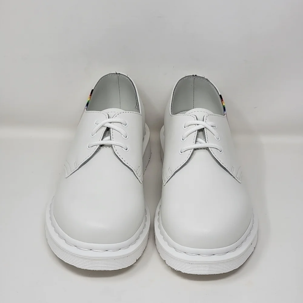 Dr Martens 27522 White Smooth Leather Pride Oxford Shoes Men Sz 6/Wnms Sz 7 New
